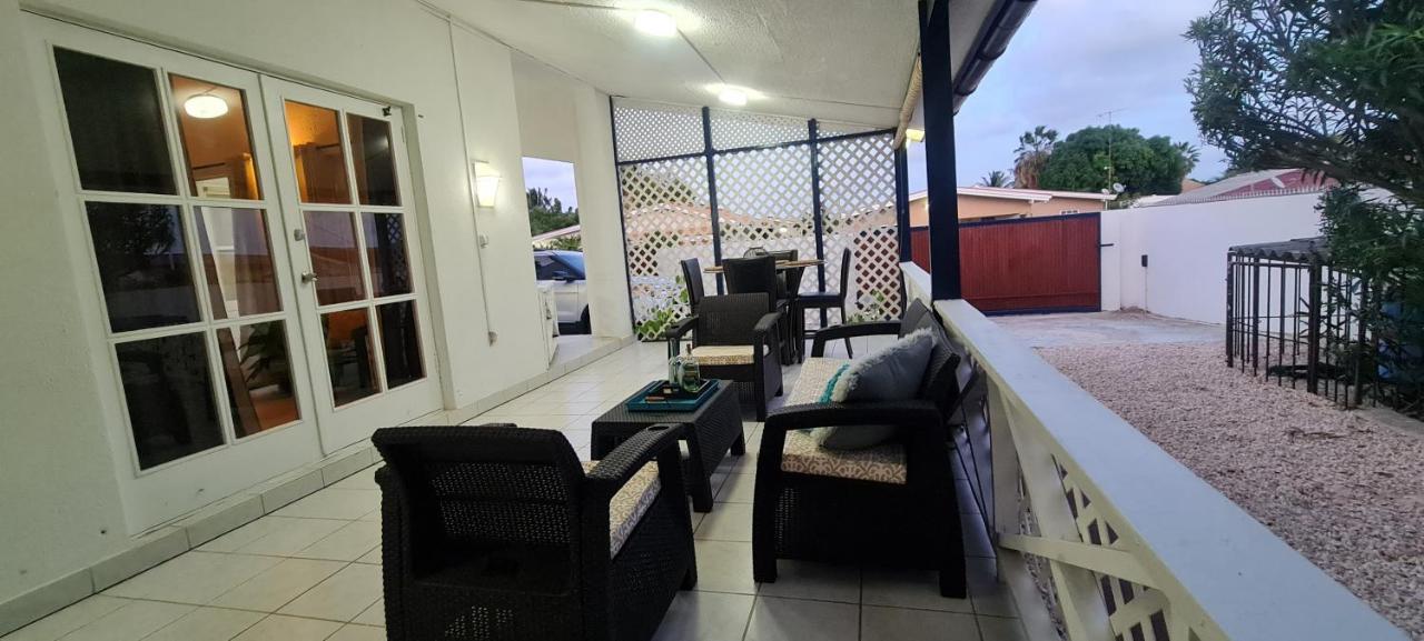 Family Villa With Big Pool And Absolute Privacy Willemstad Exterior foto